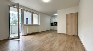Kiadó lakások, 2-szobás, Bratislava-Karlova Ves · €700