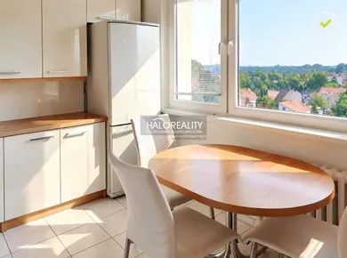 Na predaj 3-izbový byt, 70 m², Bratislava-Podunajské Biskupice