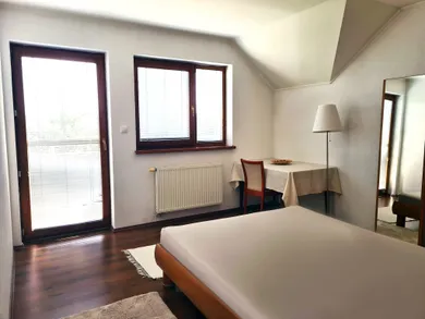 Na predaj 5-izbový dom, 165 m², Rovinka, Orechová
