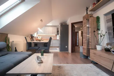 Mieszkania na sprzedaż, 3-pokojowe, Bratislava-Vrakuňa · €235 000