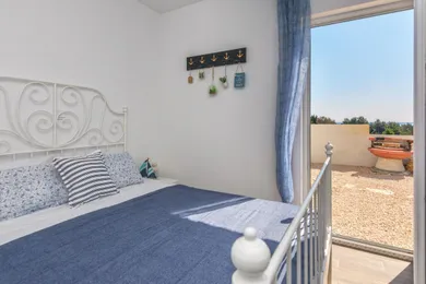 Na predaj 8-izbový dom, 88 m²