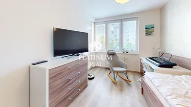 Na predaj 4-izbový byt, 120 m², Bratislava-Ružinov, Jégého