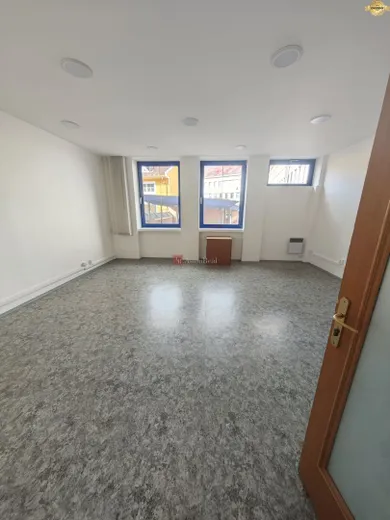 Na prenájom komerčné, 140 m², Banská Bystrica, Janka Kráľa