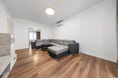Na predaj 3-izbový byt, 62 m², Modra, Družstevná