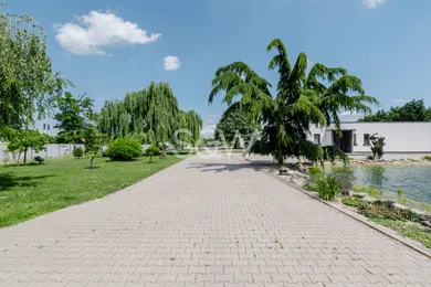Na predaj objekt, 962 m², Sereď, Cukrovarská