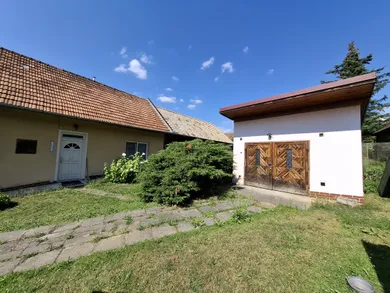 Na predaj 2-izbový dom, 74 m², Odorín