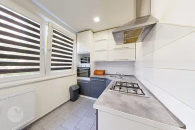 Na predaj 2-izbový byt, 49 m², Kežmarok, Lanškrounska