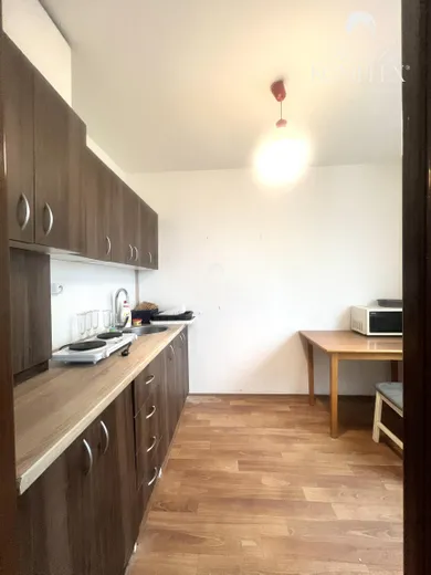 Na predaj 1-izbový byt, 27 m², Komárno