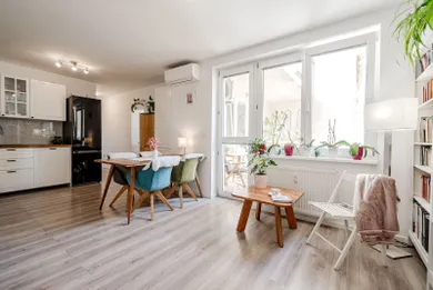 Apartments for sale, 3-room in Bratislava-Dúbravka · €285,000