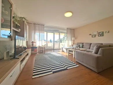Mieszkania na sprzedaż, 4-pokojowe, Piešťany · €330 000
