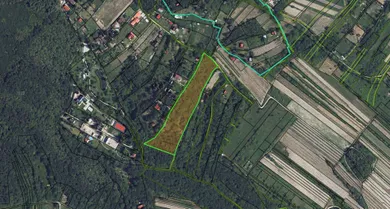 Na predaj pozemok, Modra