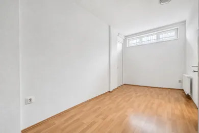 Na predaj komerčné, 72 m², Bratislava-Dúbravka, Tranovského