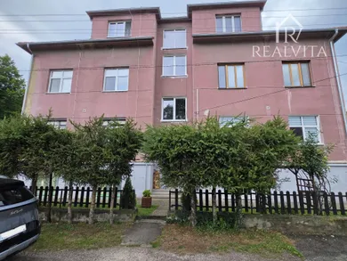 Na predaj 2-izbový byt, 70 m², Zemianske Kostoľany