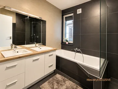 Na predaj 4-izbový dom, 104 m², Mosonmagyaróvár