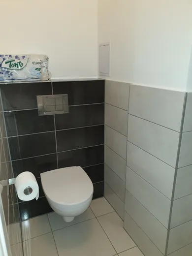 Na prenájom 3-izbový byt, 90 m², Nitra, Hodžova