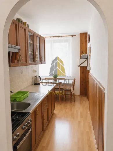 Na predaj 3-izbový byt, 79 m², Strážske