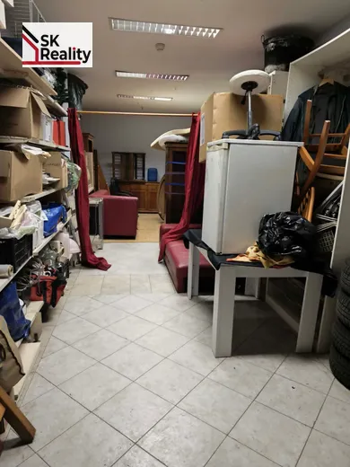 Na predaj komerčné, 42 m², Komárno, Nádvorie Európy