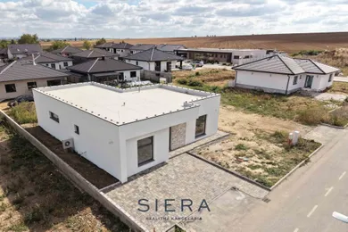 Na predaj 4-izbový dom, 131 m², Suchá nad Parnou