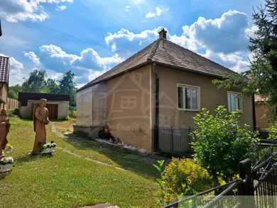 Na predaj dom, 200 m², Ružiná