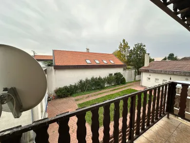 Na prenájom 1-izbový byt, 80 m², Bratislava-Vrakuňa, Mostná