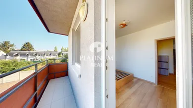 Na prenájom 3-izbový byt, 68 m², Bratislava-Podunajské Biskupice
