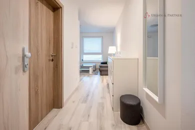 Na predaj 1-izbový byt, 33 m², Bratislava-Dúbravka