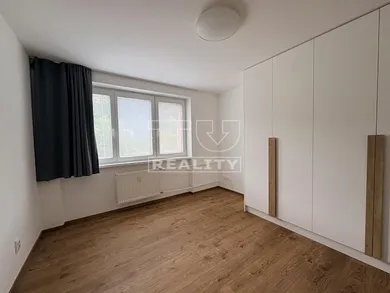 Na prenájom 3-izbový byt, 82 m², Trenčín