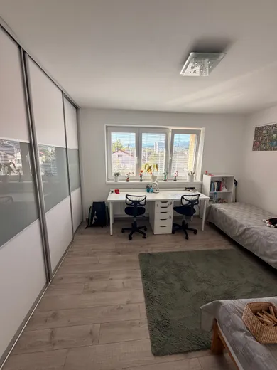Na predaj 3-izbový byt, 81 m², Banská Bystrica, Gorkého