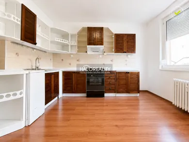 Apartments for sale, 2-room in Nové Zámky · €111,500