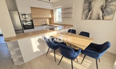 Na predaj 4-izbový dom, 121 m², Slovenský Grob