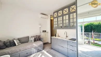 Na prenájom 1-izbový byt, 23 m², Bratislava-Staré Mesto