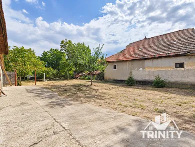 Na predaj 3-izbový dom, 120 m², Černík, černik