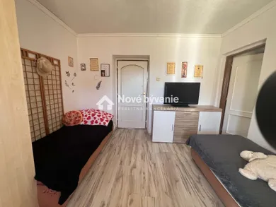 Na predaj 3-izbový byt, 71 m², Snina