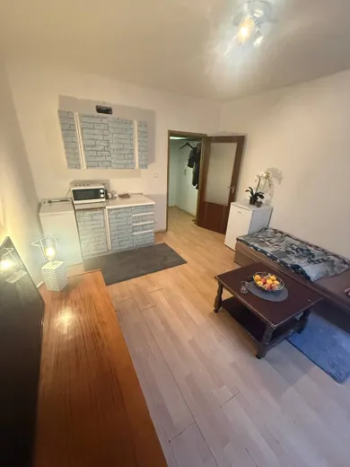 Na predaj 1-izbový byt, 22 m², Handlová, Morovnianská cesta