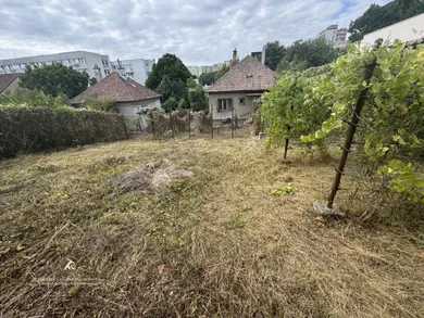 Na predaj dom, 150 m², Bratislava-Karlova Ves, Líščie údolie