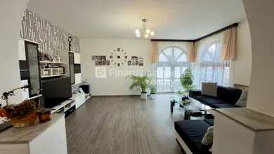 Na predaj 5-izbový dom, 240 m², Veľký Meder, Tichá