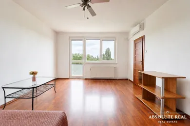 Na predaj 1-izbový byt, 42 m², Bratislava-Ružinov, Vlčie hrdlo