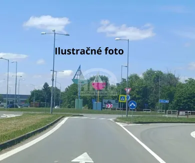 Działki na sprzedaż, Michalovce · €164 500