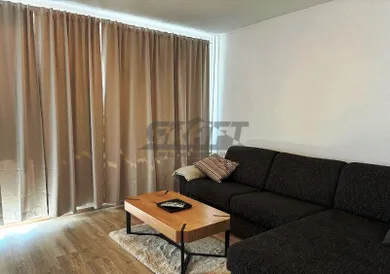 Byty na prenájom 3-izbový, Bratislava-Nové Mesto · €1 000