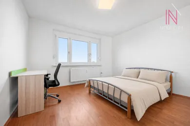 Na prenájom 3-izbový byt, 64 m², Bratislava-Petržalka, Ševčenkova