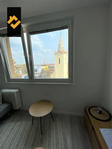 Na prenájom 1-izbový byt, 38 m², Dunajská Streda
