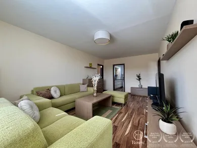 Na prenájom 4-izbový byt, 79 m², Dunajská Streda, Nám. SNP