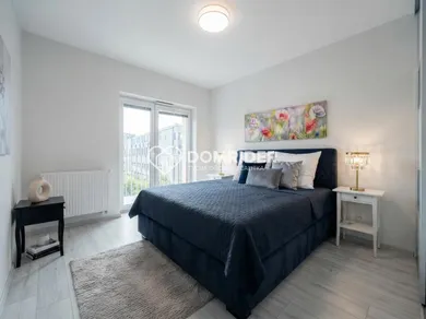 Na prenájom 2-izbový byt, 55 m², Bratislava-Nové Mesto, Račianska