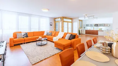 Byty na prenájom 4-izbový, Bratislava-Ružinov · €1 760