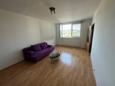 Na prenájom 1-izbový byt, 34 m², Trenčín, Sibírska