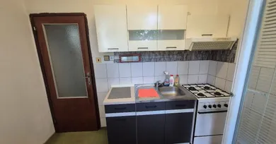 Mieszkania na sprzedaż, 1-pokojowe, Komárno · €72 900