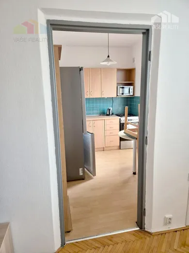 Na prenájom 1-izbový byt, 41 m², Piešťany
