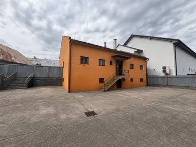 Na predaj objekt, 200 m², Banská Bystrica