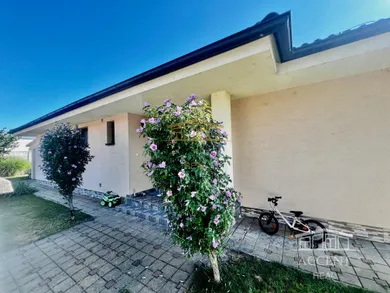 Na predaj dom v Hrubý Šúr · €309 000 · Novostavba