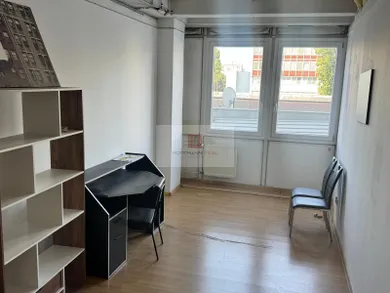 Komerčné priestory na prenájom, Bratislava-Ružinov · €129